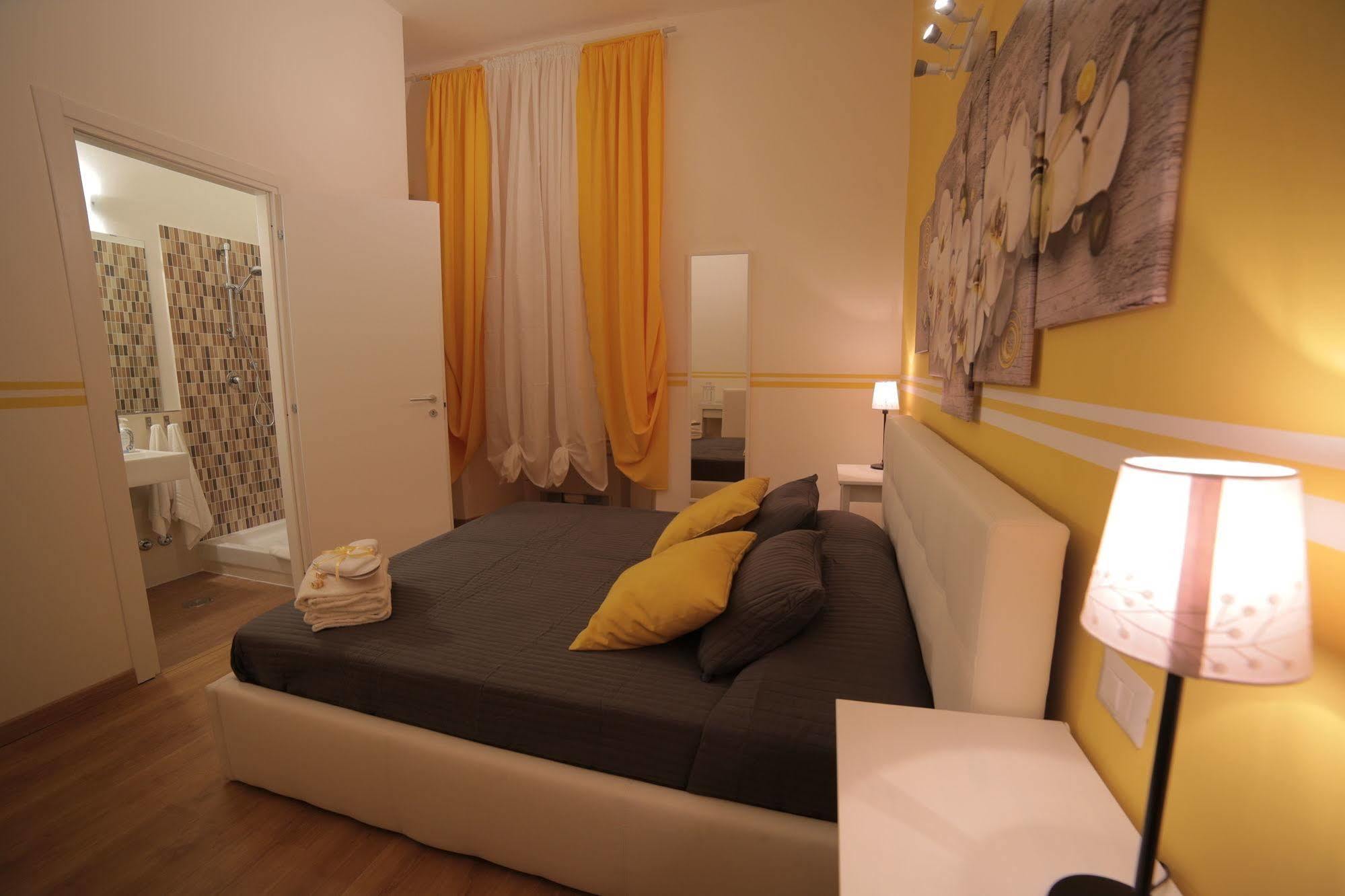 Bed and Breakfast Domus Horatio Roma Exterior foto